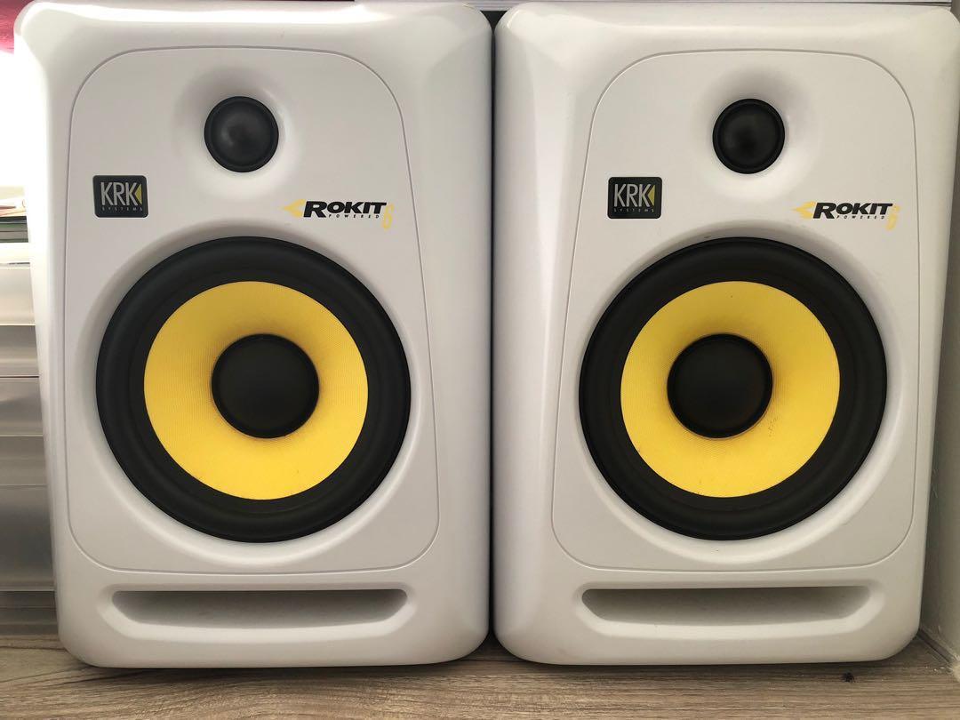 rokit 6 speakers pair