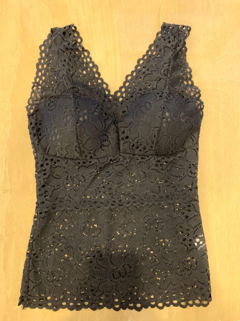 New Lace Camisoles Brand New Le Diva Bought From Live Bid Women S Fashion Clothes Tops On Carousell