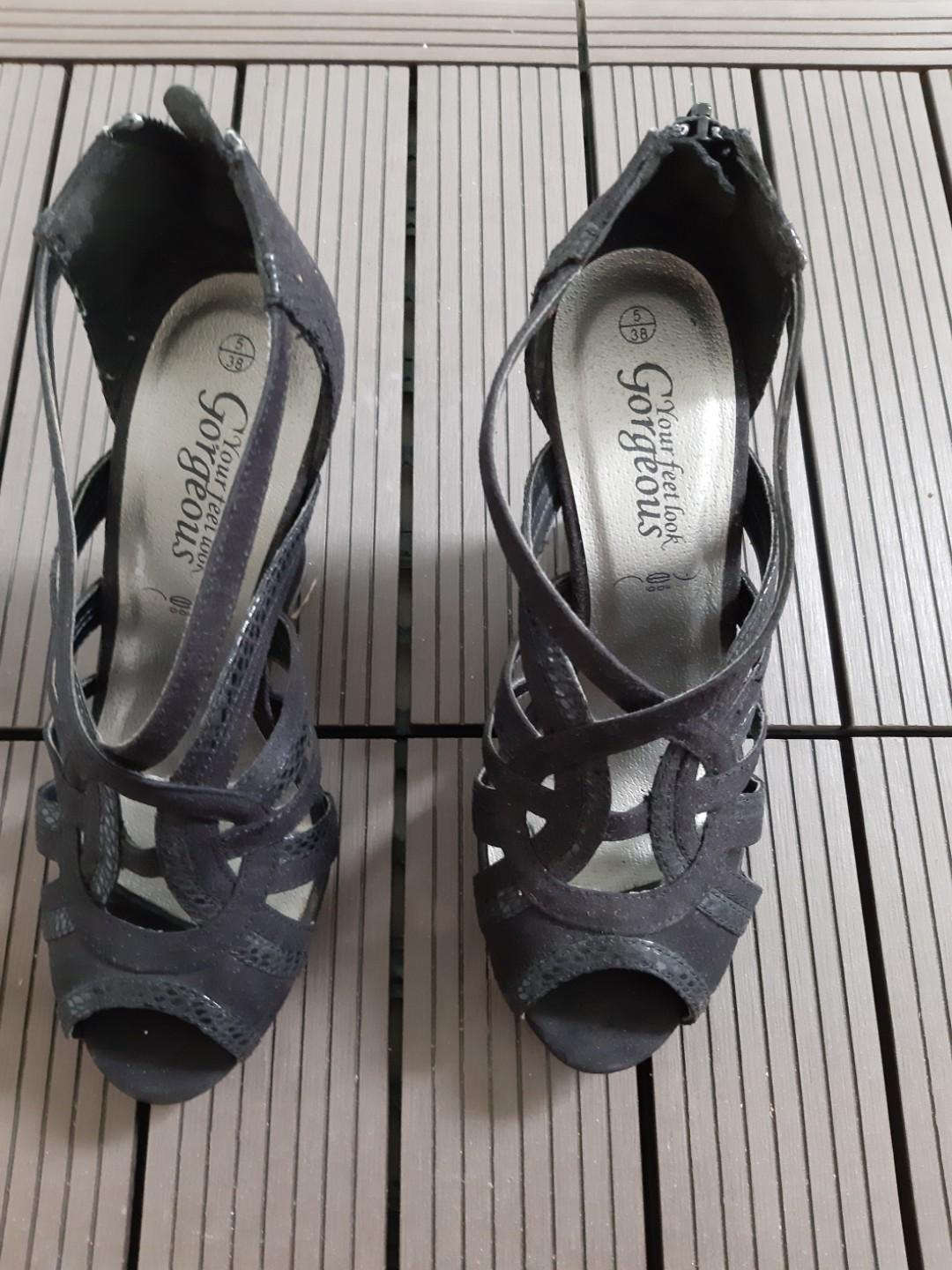 new look black shoes