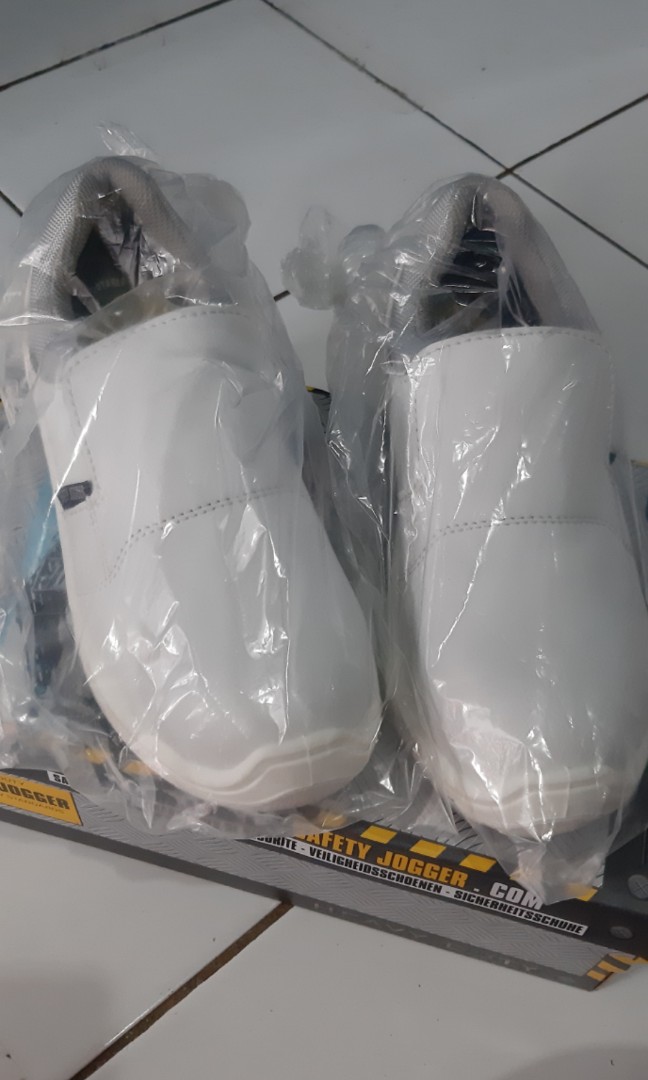 NEW safety shoes cewek brand jogger warna putih, Fesyen Wanita, Sepatu