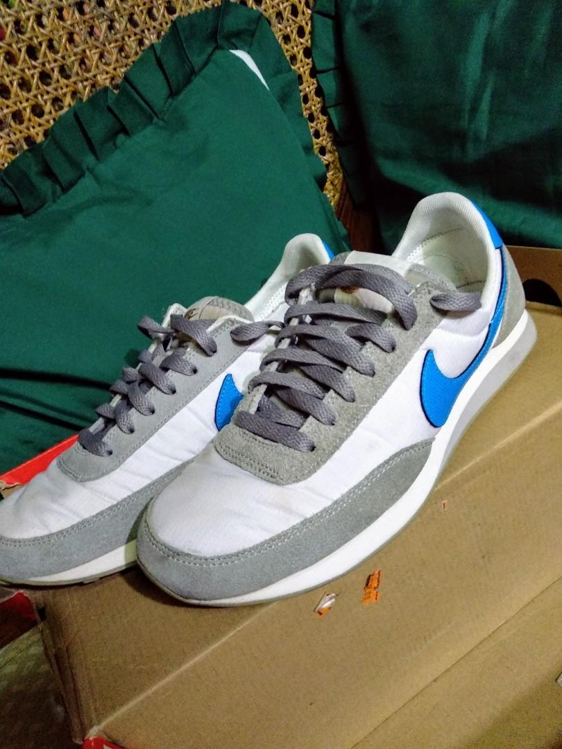 Nike waffle cortez hot sale