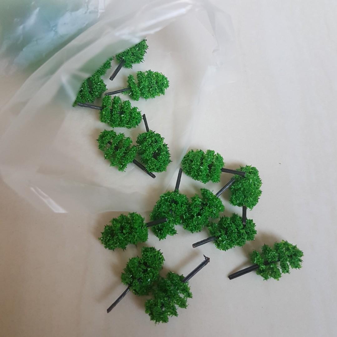 preloved bahan maket miniatur miniature pohon ukuran 3cm