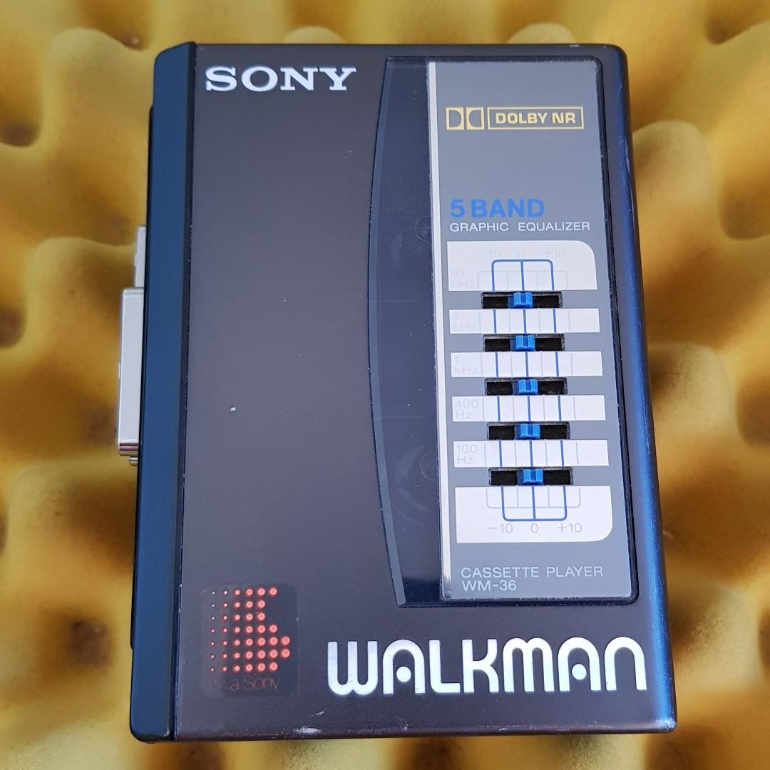Sony Walkman WM-36 Cassette Player - ポータブルプレーヤー