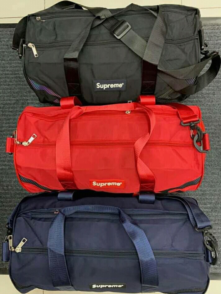 Supreme Travel Bag, Hobbies & Toys, Travel, Travel Essentials
