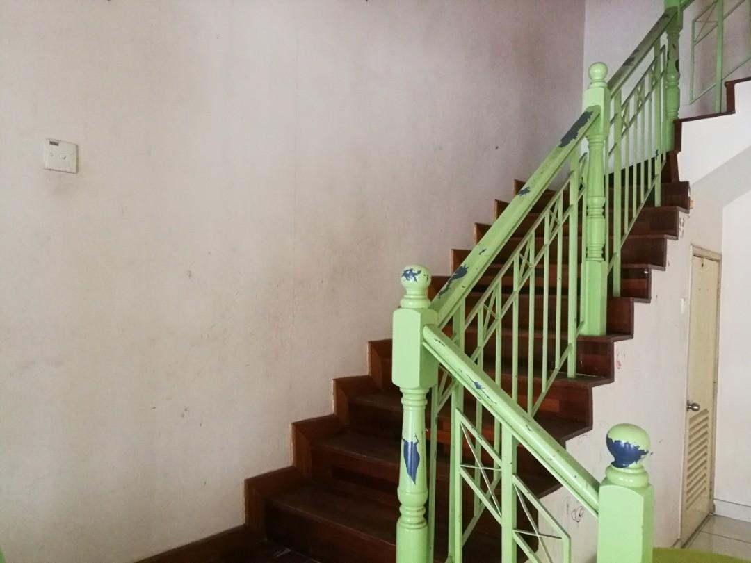 Terrace house Bukit Rahman Putra, Property, For Sale on Carousell