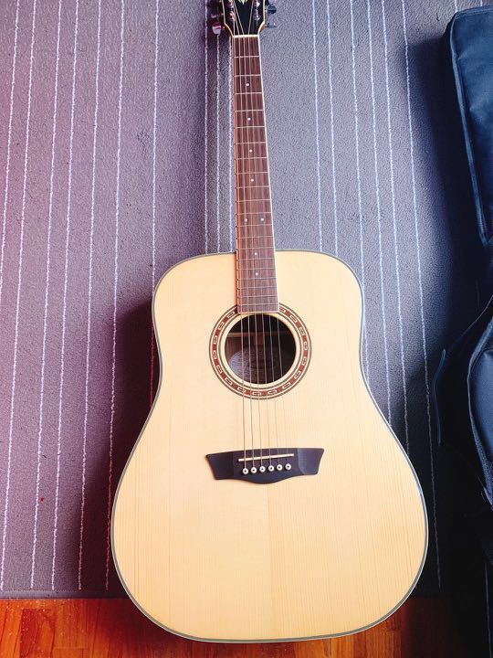 Washburn Guitar, Hobbies & Toys, Music & Media, Musical Instruments on ...