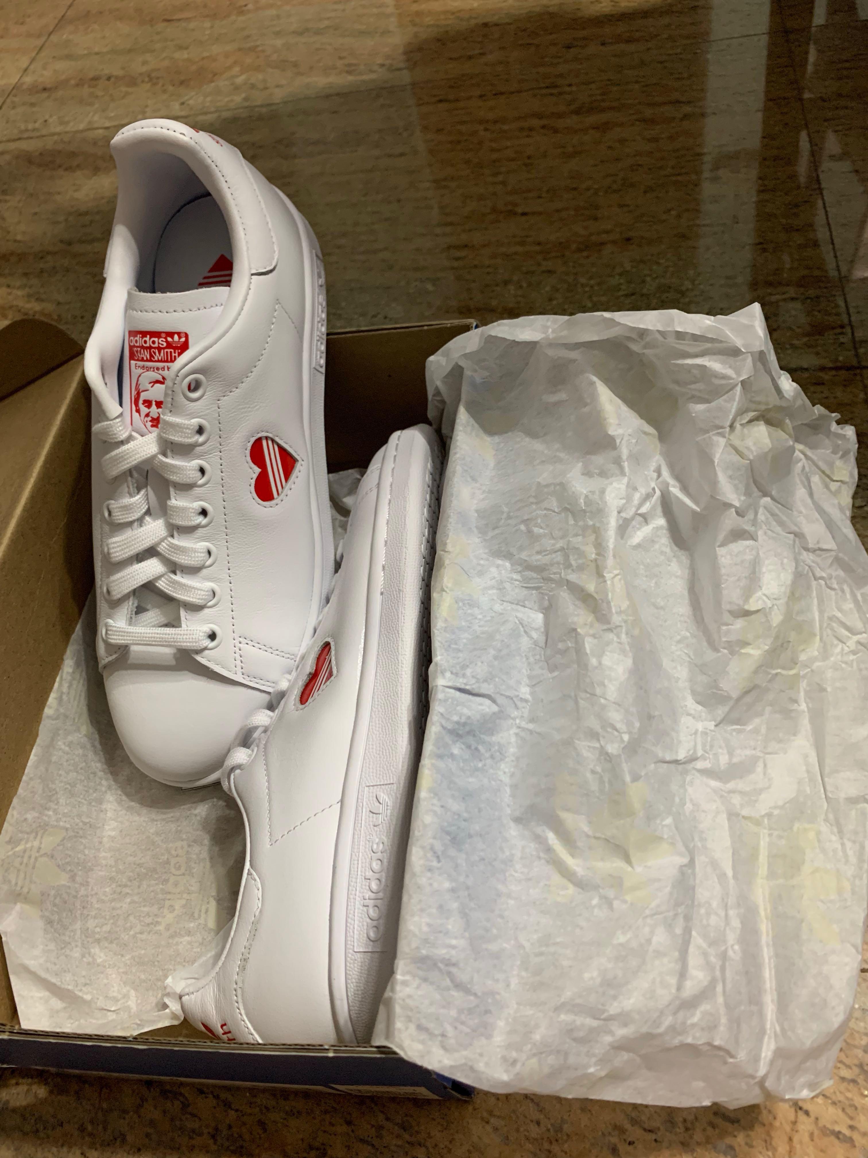 adidas stan smith valentine's day