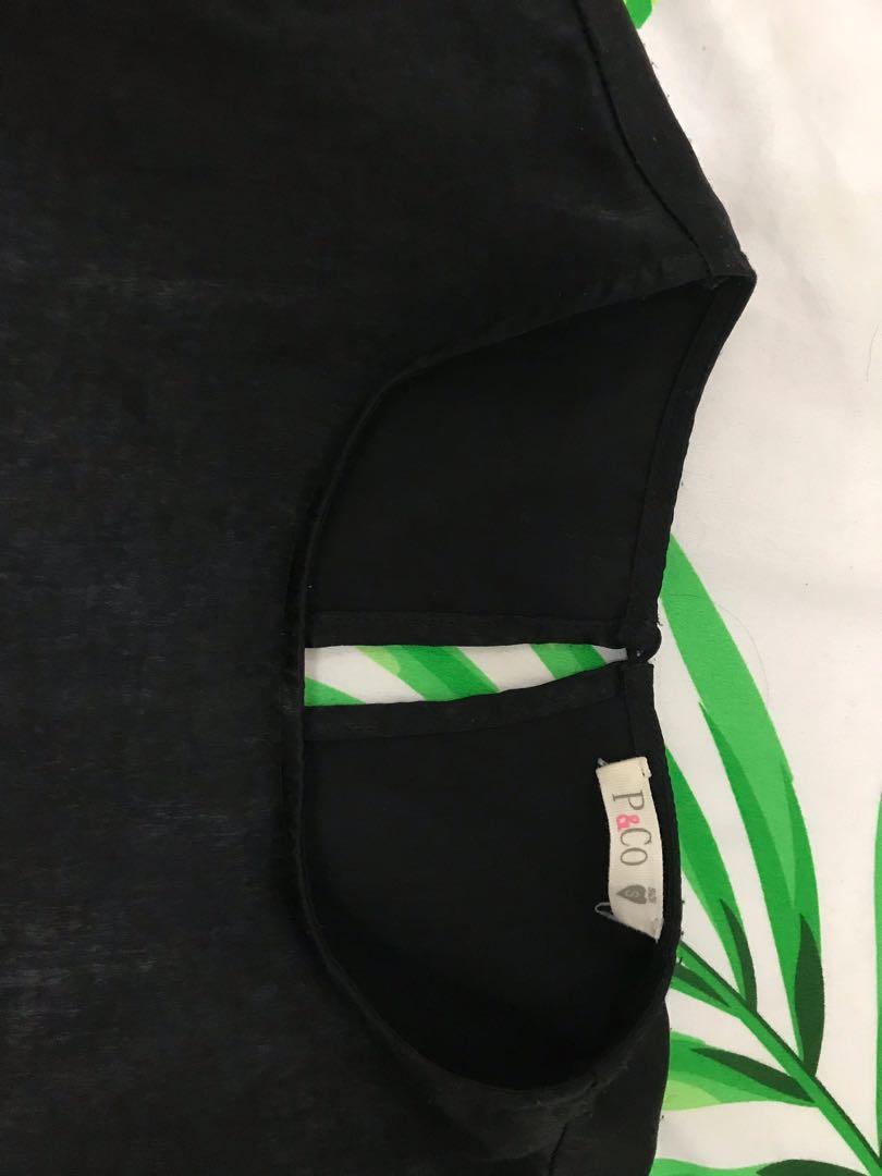 Blouse (Category: Blouses) located in Kuala Lumpur. Submitted by ecah_erin (Listing ID 215138849, Image 3). Description: 9/10 condition.