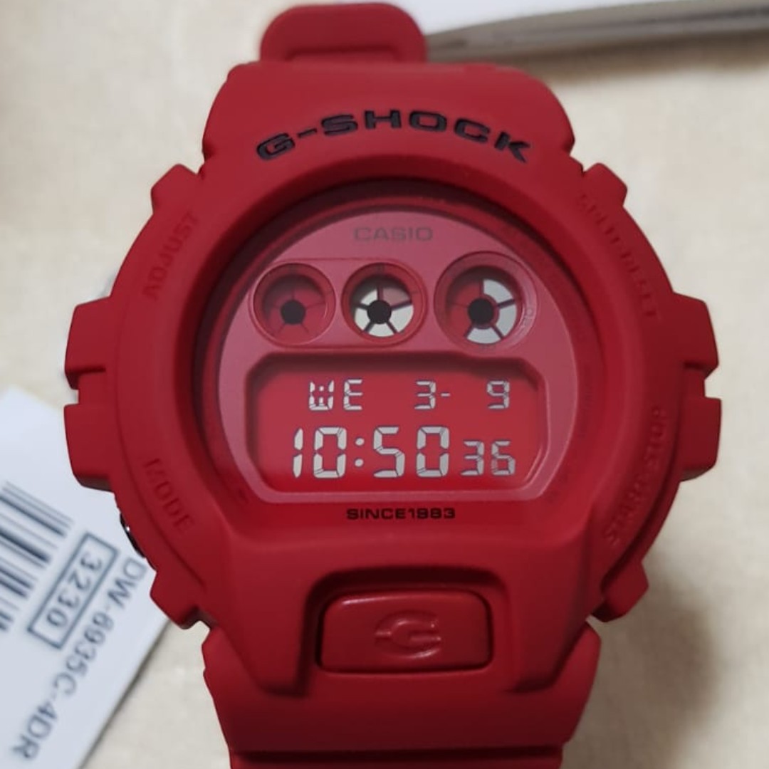 Dw6935 red hot sale out