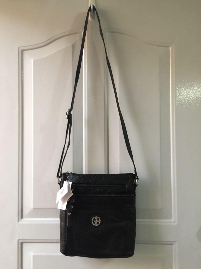 giani bernini sling bag