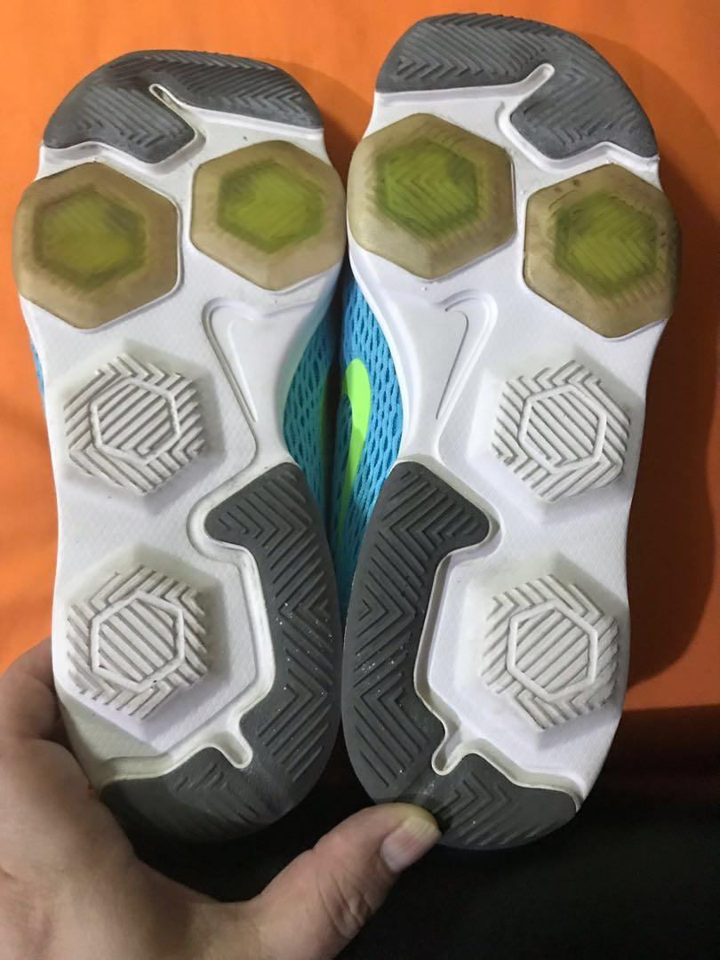 Nike Zoom Fit Training Shoes (Category: Sneakers) located in Manila. Submitted by sol4nier (Listing ID 197091218, Image 3). Description: (DISCOUNTED PRICE) Gently used. Used less than 10x. Slight heel drag. Faded tag. Size is actually US 8.5 RFS: decluttering.