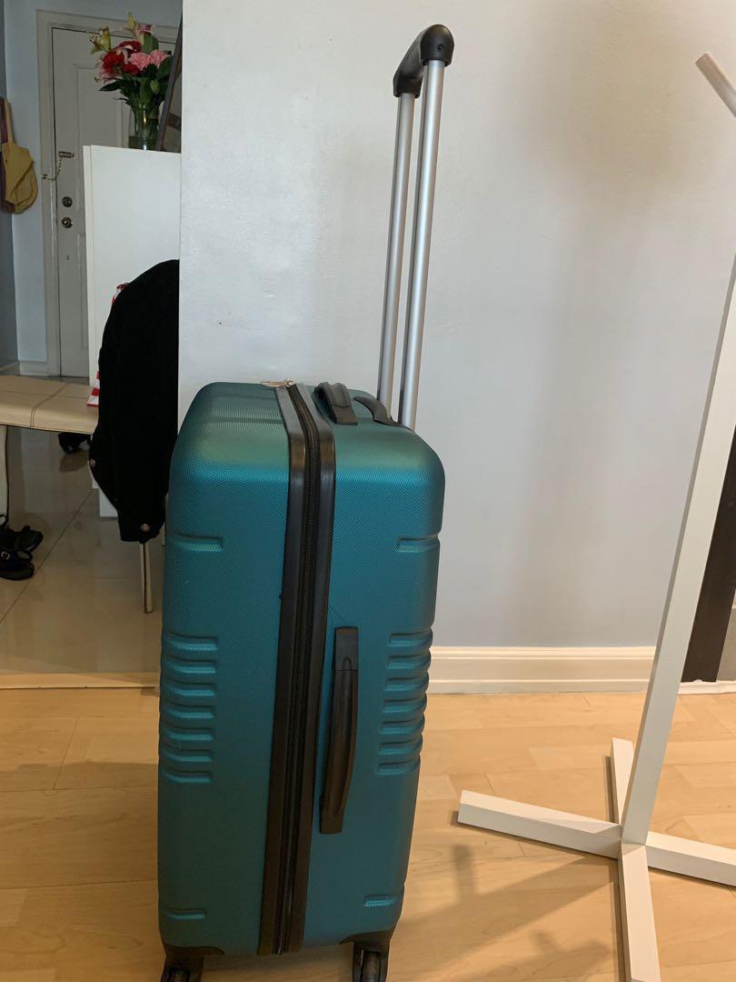 Unicorn on sale suitcases primark