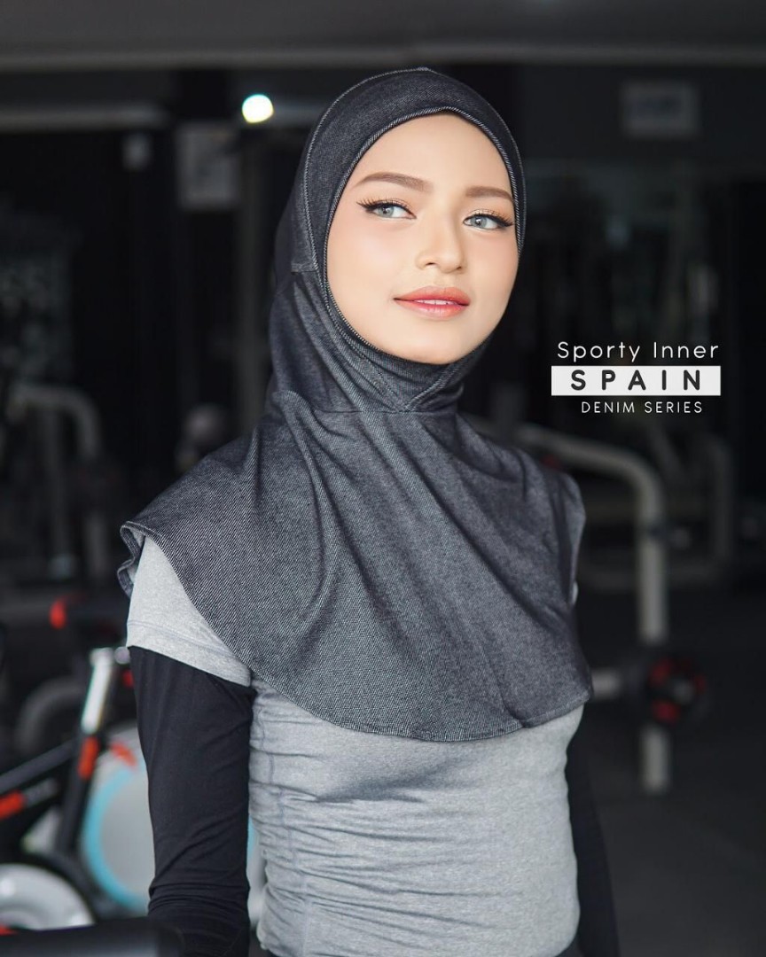 Sporty Inner Hijab Womens Fashion Muslimah Fashion On Carousell