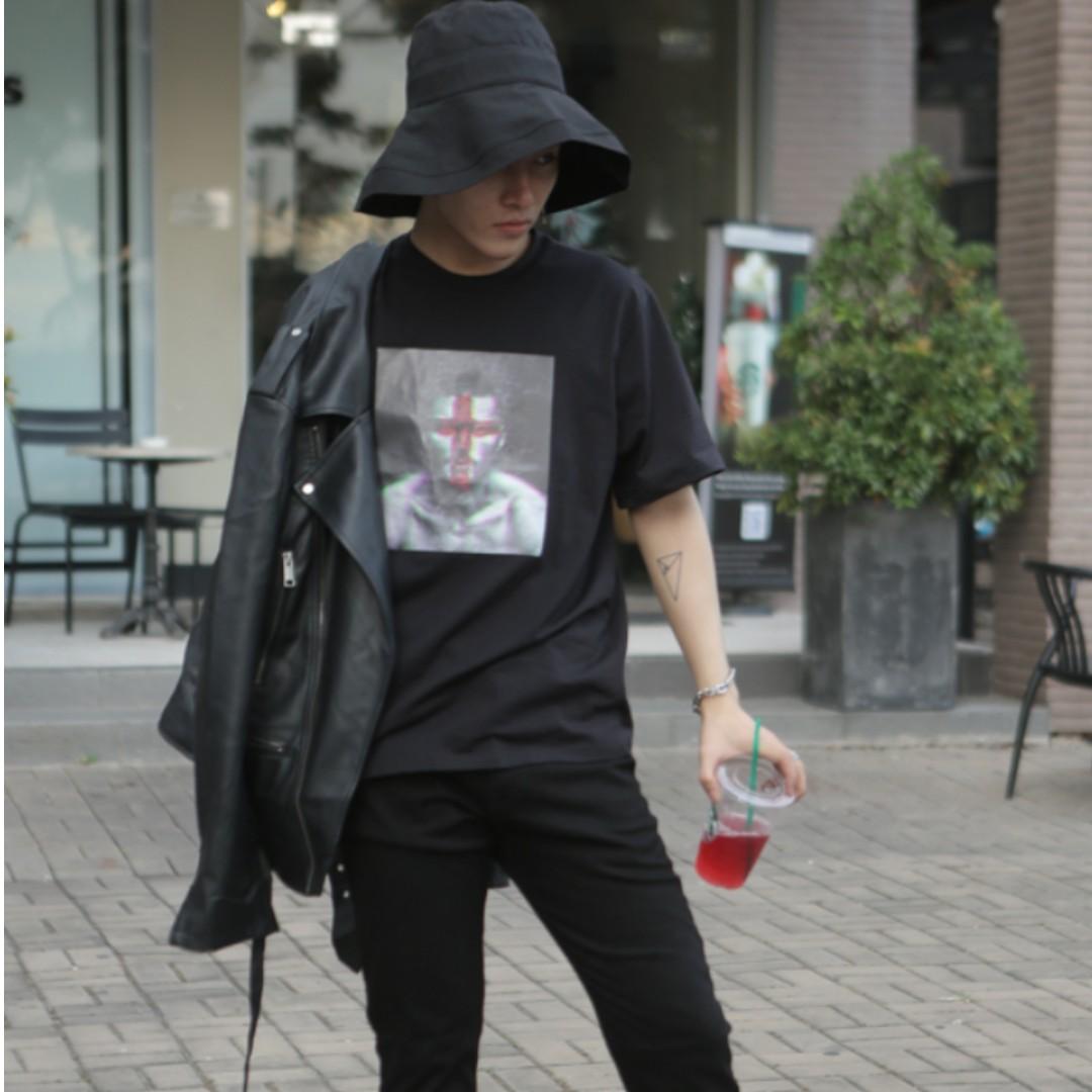 Streetwear Unisex Oversized Graphic Tee Red Cross Man Men S Fashion Clothes Tops On Carousell Rated 5 out of 5 by benoliel from best t in wardrobe ! carousell