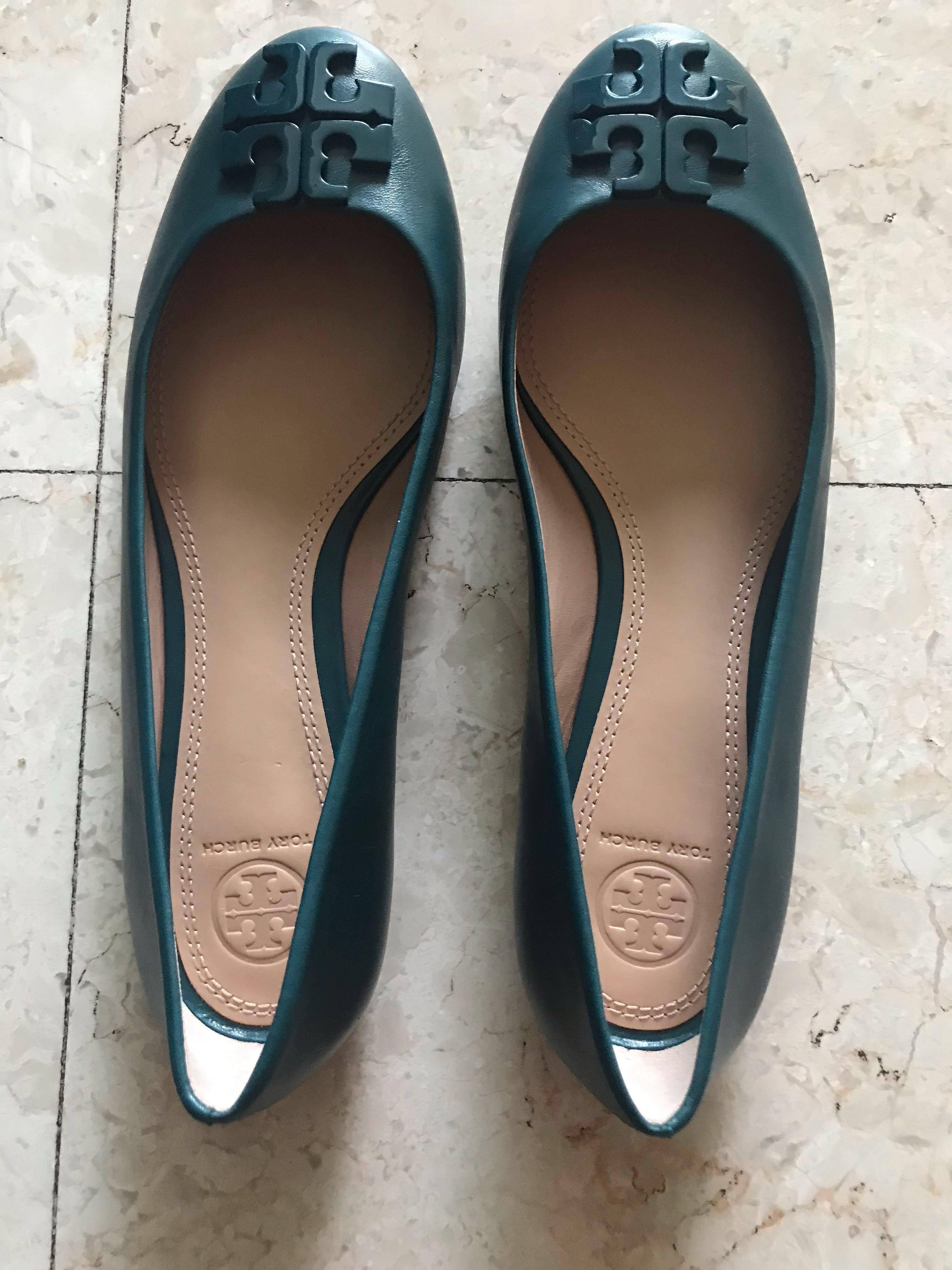 Tory Burch Shoes Size 39, Luxury, Sneakers & Footwear on Carousell