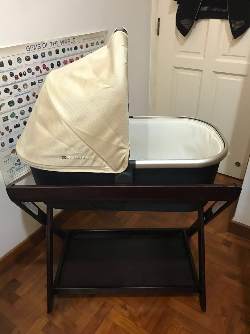 uppababy bassinet stand compatibility