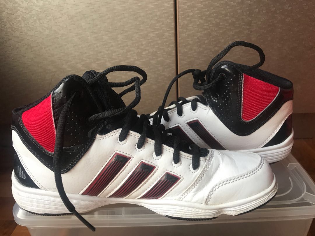 Girls basketball shoes best sale size 12