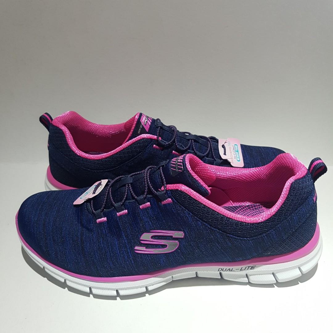 skechers navy blue sneakers