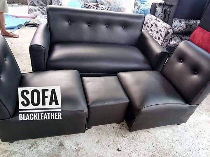 Bulky sofa set sale