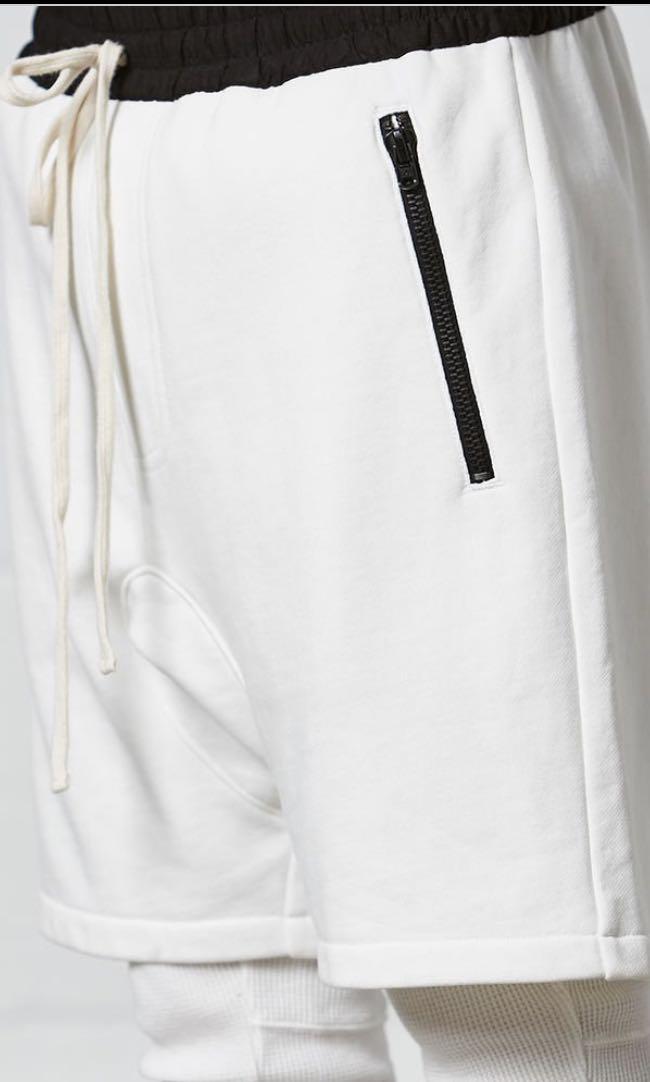 Fear of god fog essentials drawstring shorts white 2025