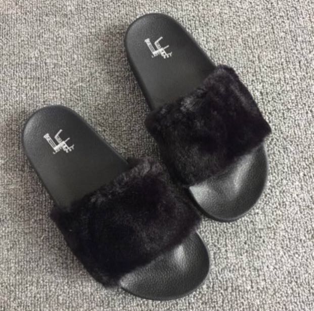 furry sandal slippers