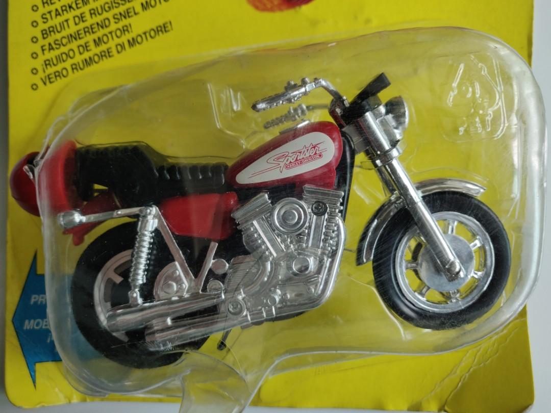 Matchbox Motorized Stunt Cycle 兩架, 興趣及遊戲, 玩具 & 遊戲類 - Carousell
