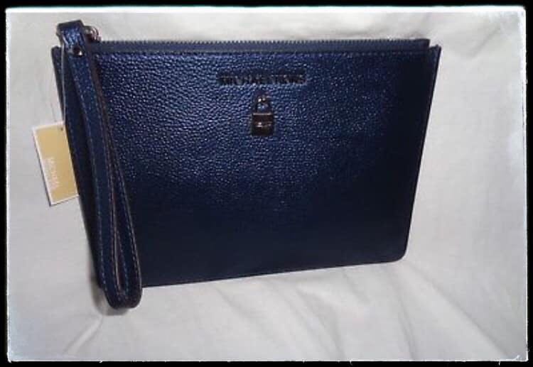 Michael kors adele outlet xl zip clutch