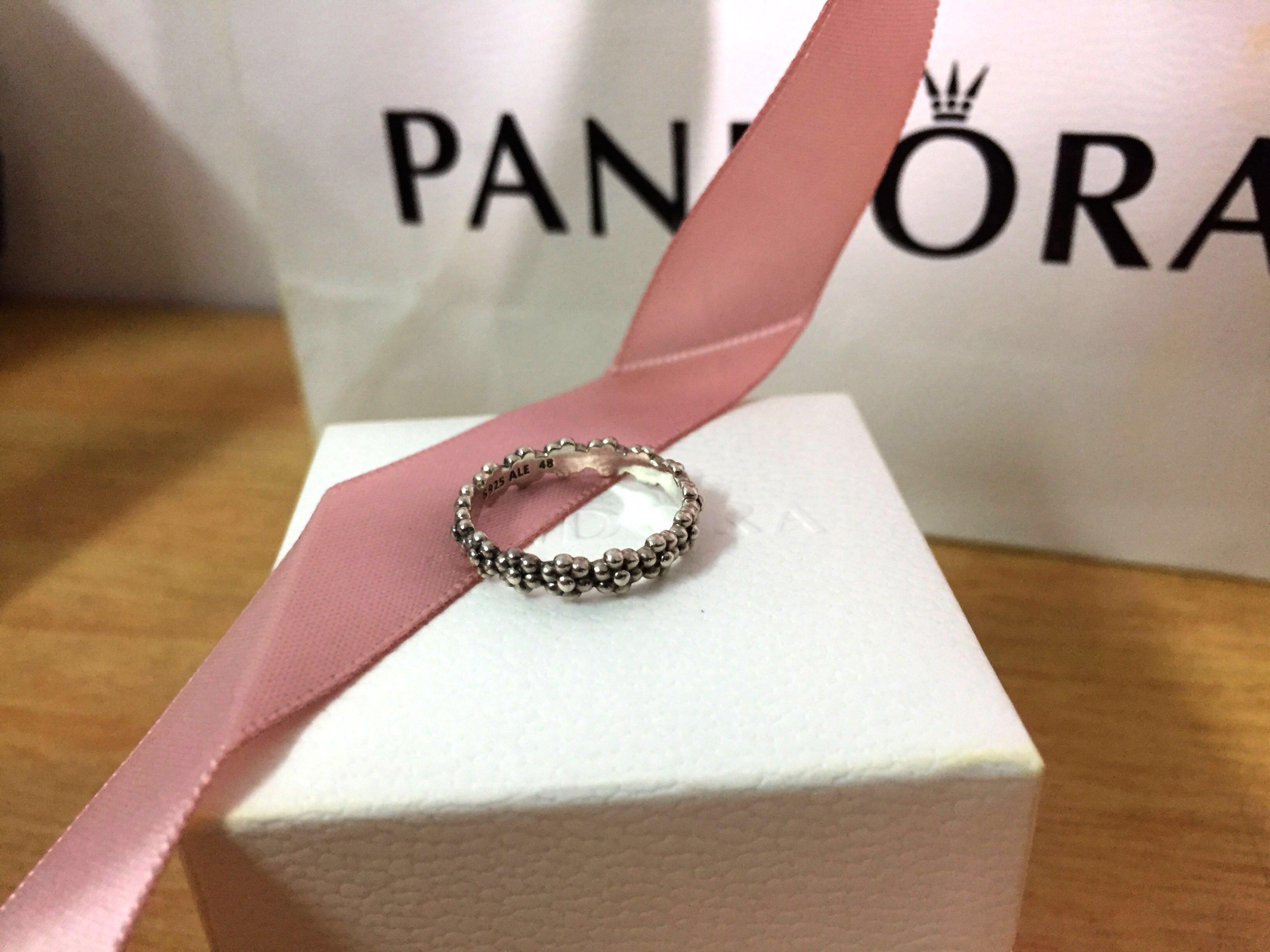 Pandora Ring Ring Of Daisies Ring Silver Women S Fashion Jewellery On Carousell