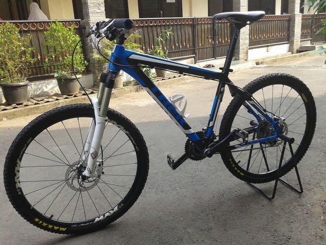 Sepeda Am Trek 6000 Sports Bicycles On Carousell