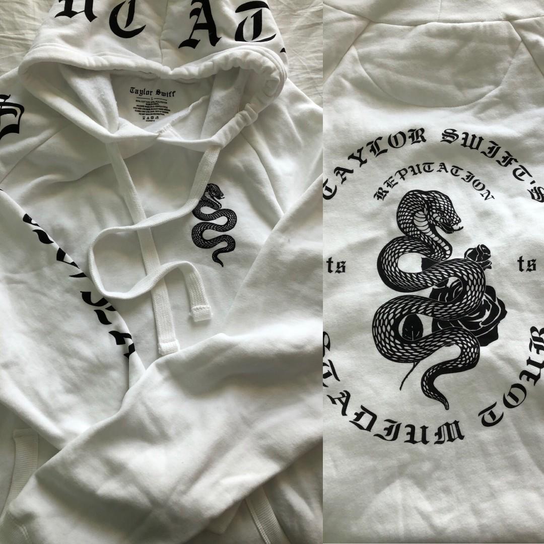 Taylor swift white tour clearance hoodie with snake design