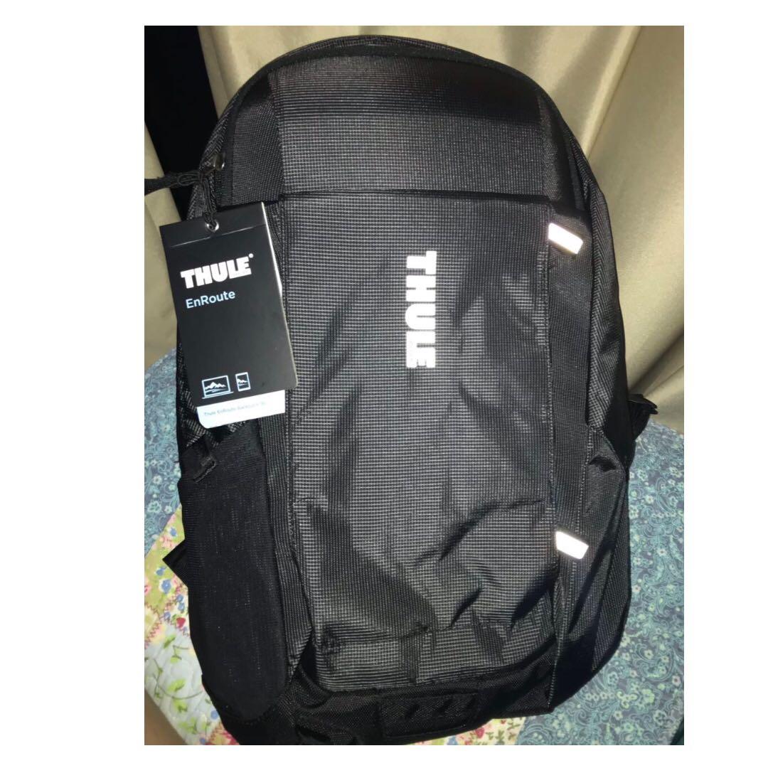 Thule Enroute 18l Men s Fashion Bags Backpacks on Carousell