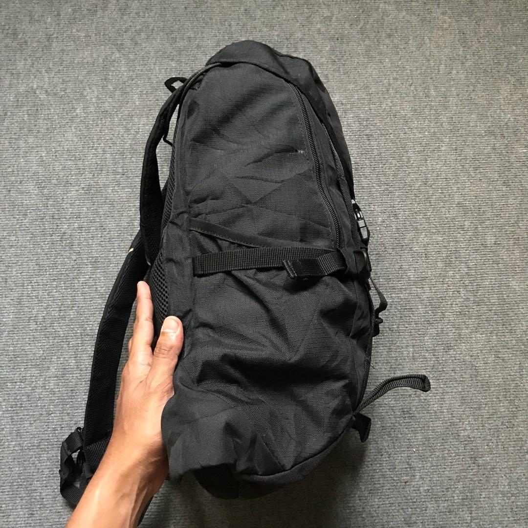 Uniqlo cordura hot sale backpack review
