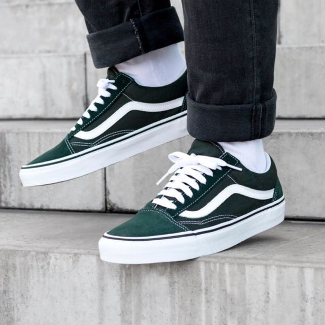 vans authentic scarab