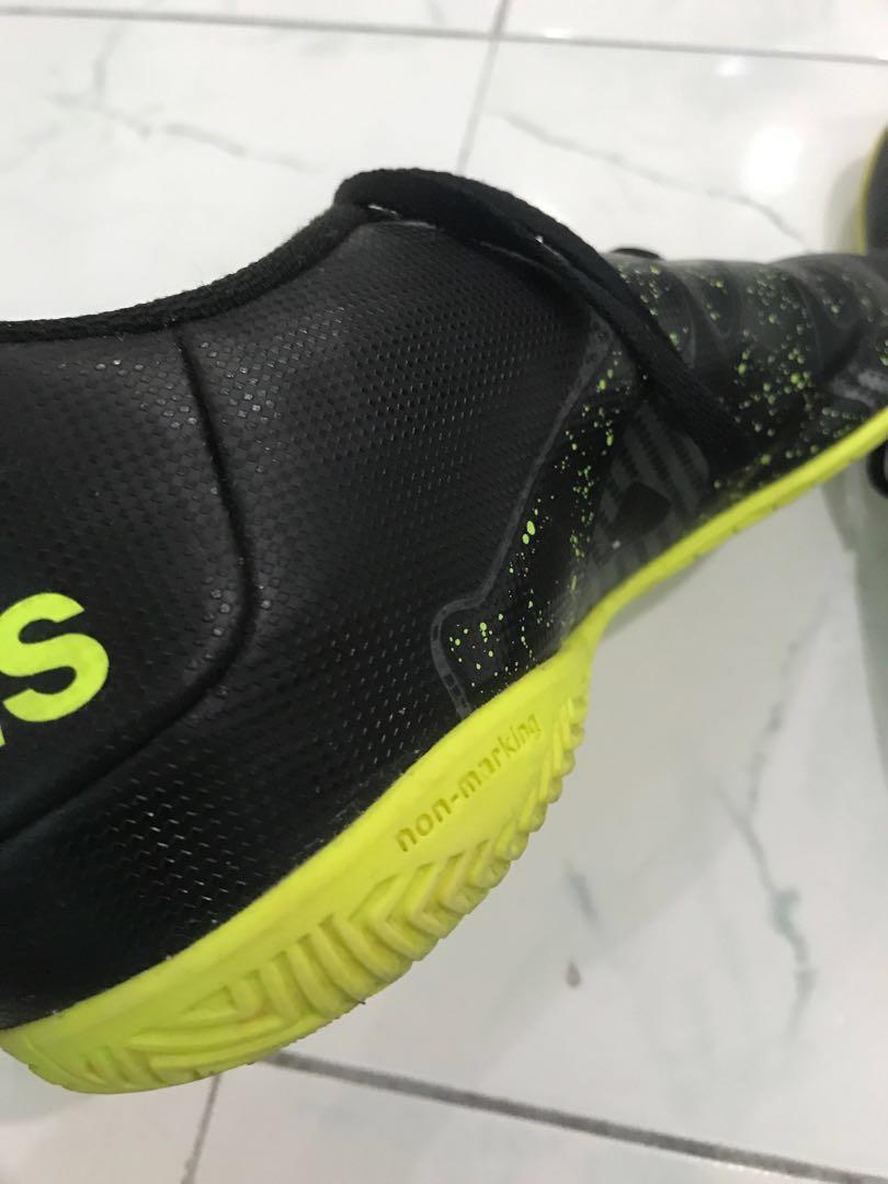 street football shoes