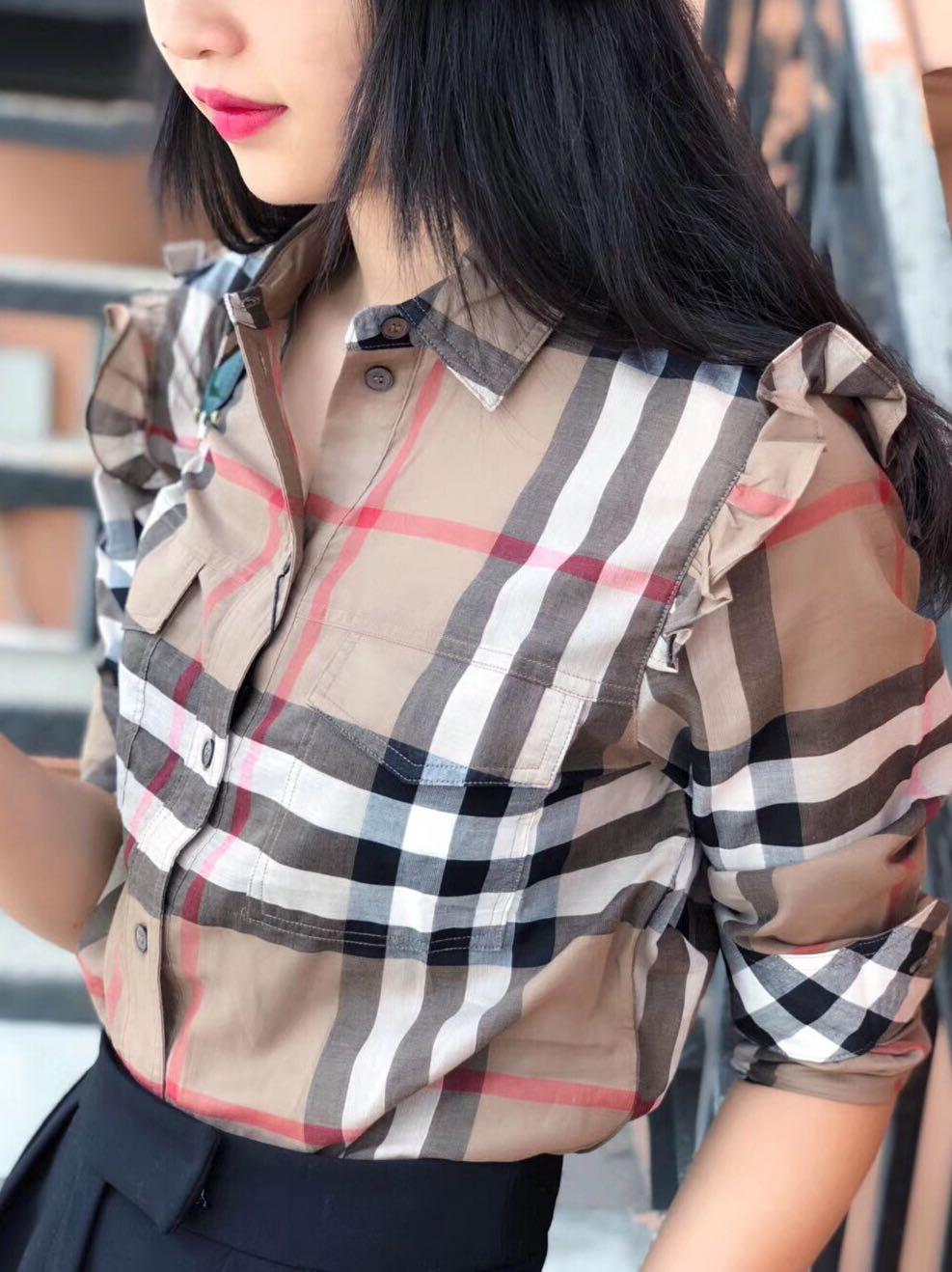 BNWT Authentic Burberry Ladies Blouse with Ruffles Women s