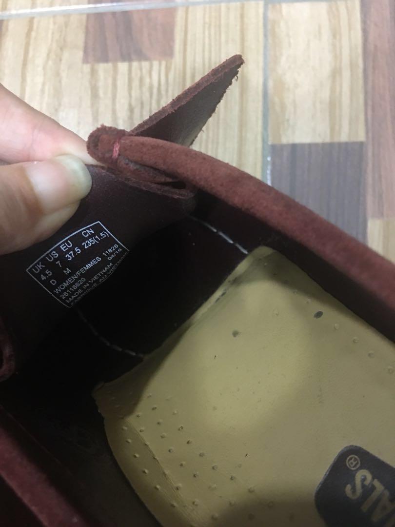 Clarks wallabee nut brown hot sale