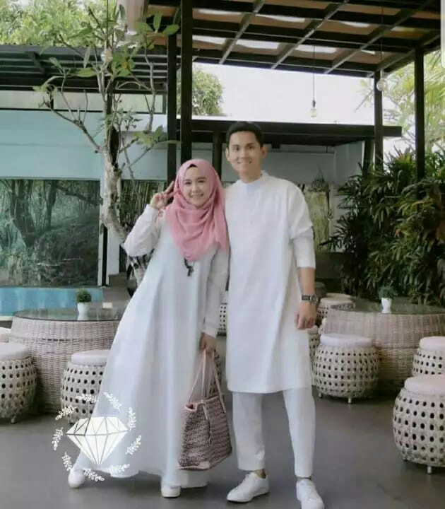 Couple baju raya 2019 Women s Fashion Muslimah Fashion 