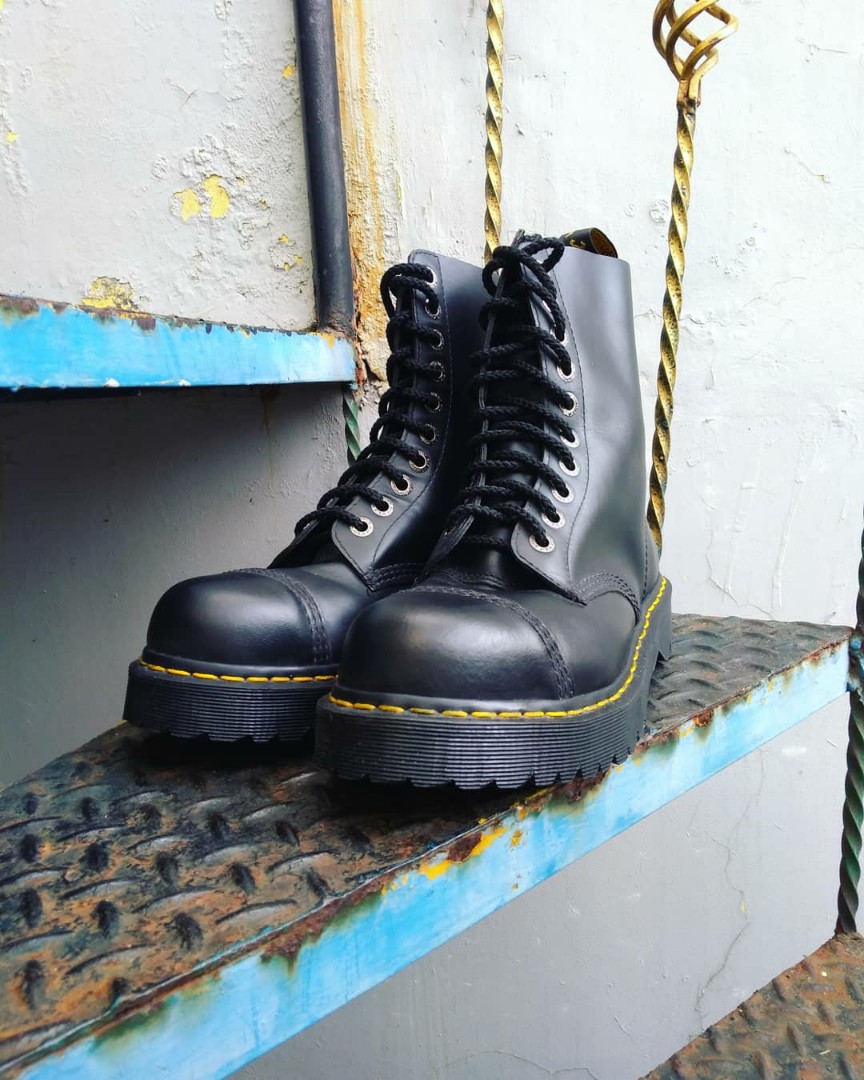 doc martens 8761 bxb boot