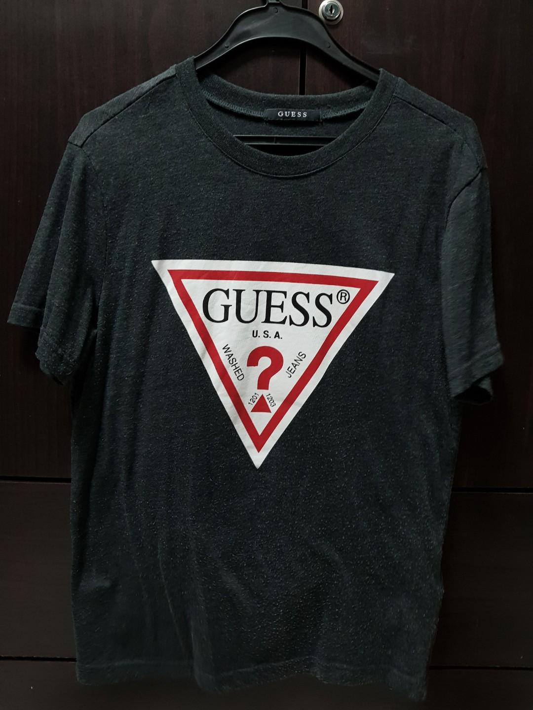 guess graphic tee