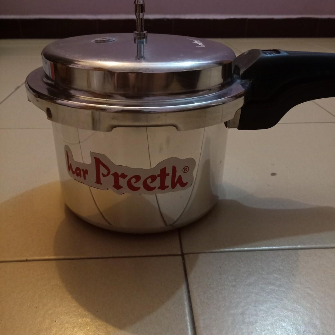 Har preeth pressure shop cooker 12 litres