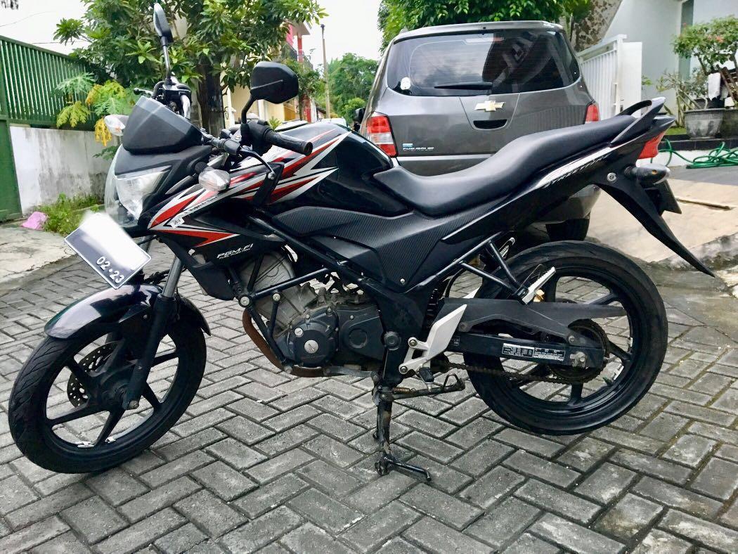 Honda cb sale 150 r 2013