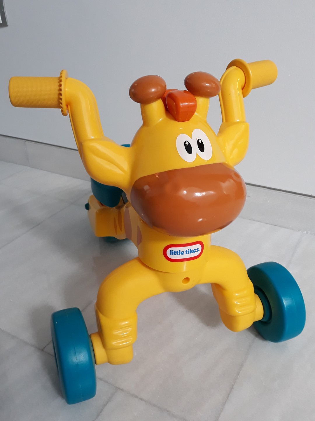 little tikes giraffe ride on