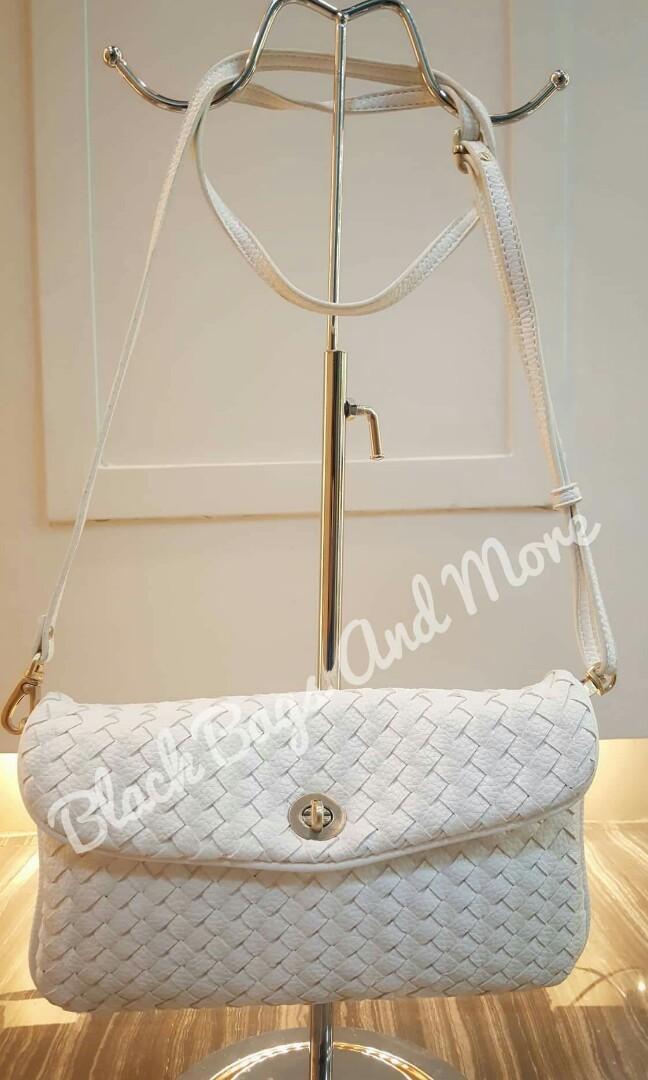 morgan sling bag price