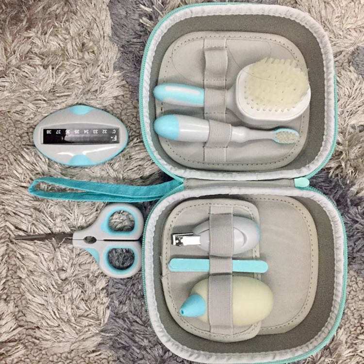 Mothercare store grooming set