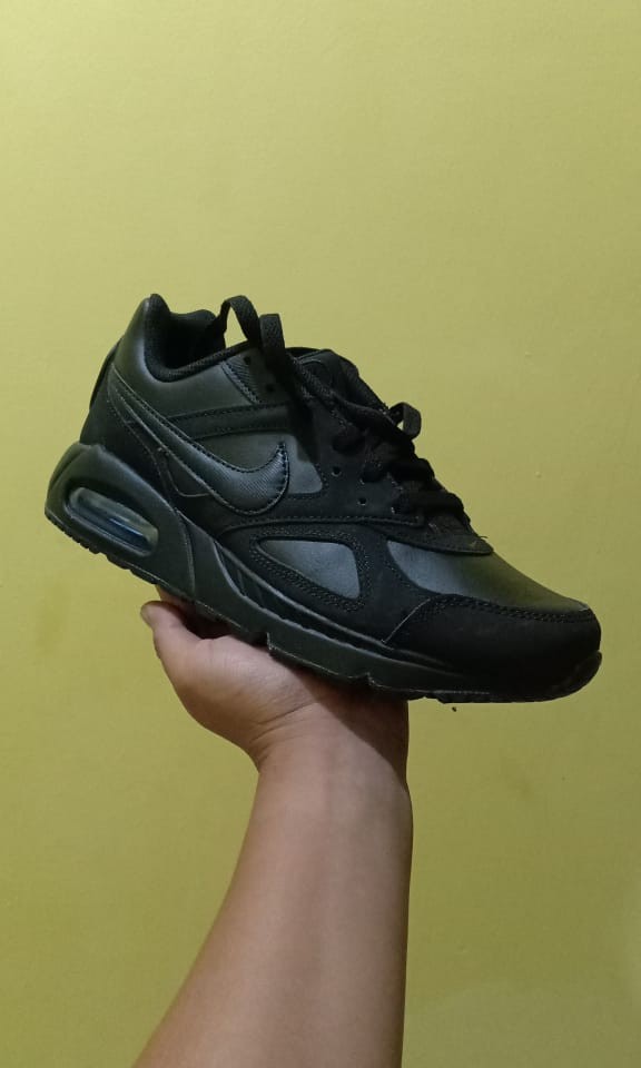 nike air max ivo leather