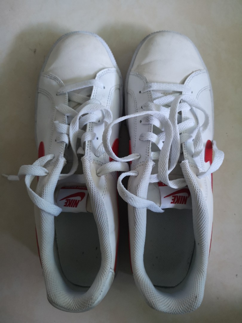 nike court royale vs stan smith