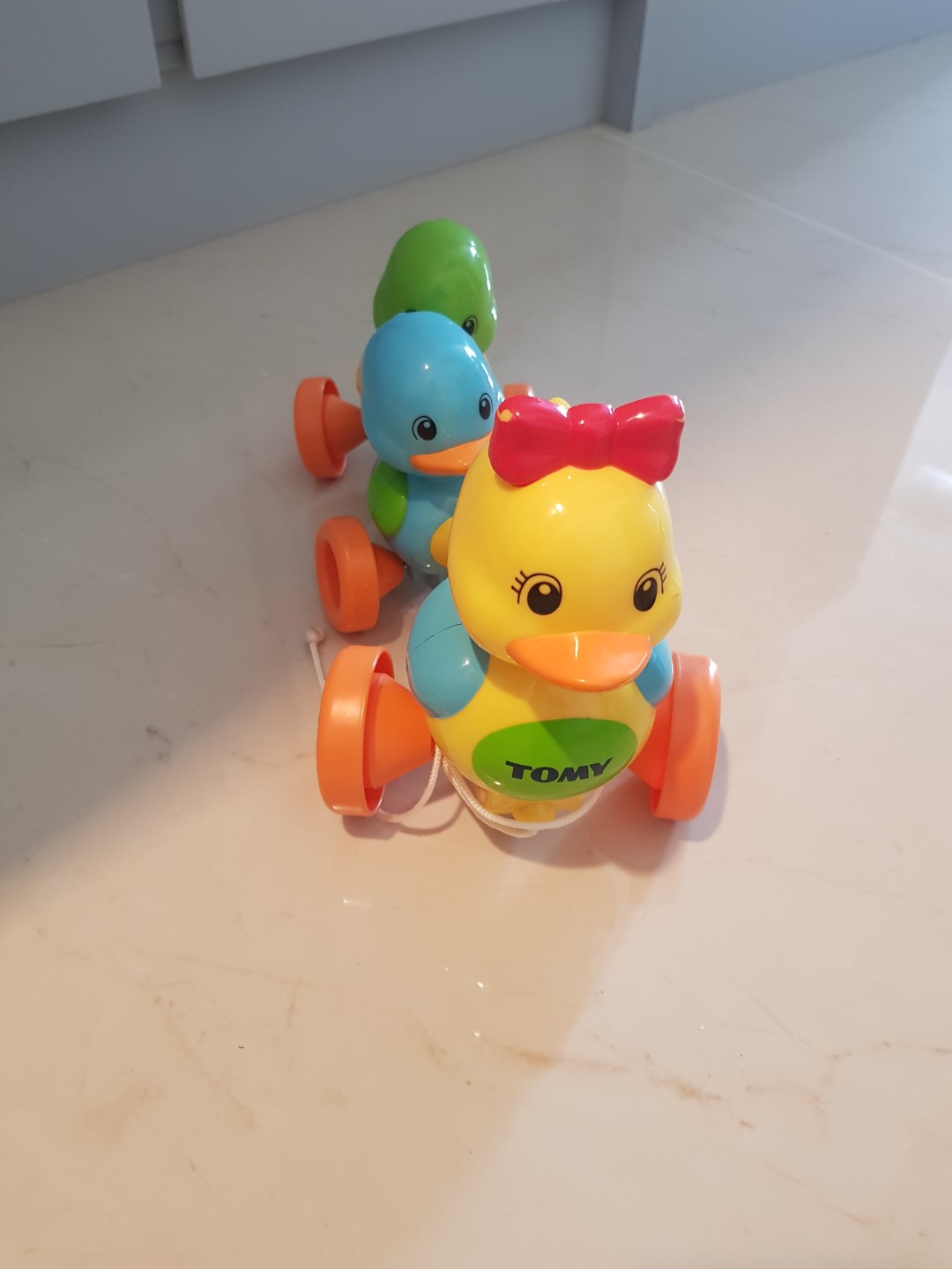 tomy duck toy