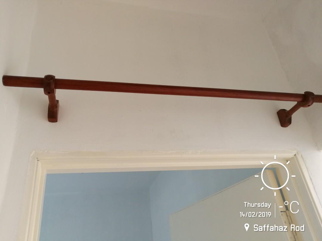 Rail Langsir Rod Kayu Brown Home Furniture Décor On Carou Rail Langsir Rod Kayu Brown Home