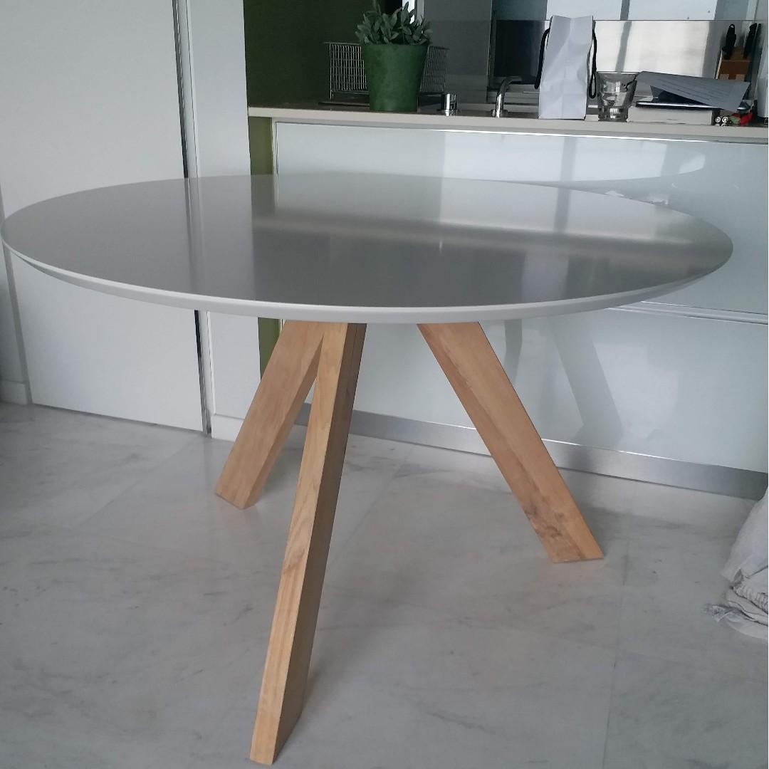 Round Table 122cm White Wooden 3 Legs Furniture Tables Chairs