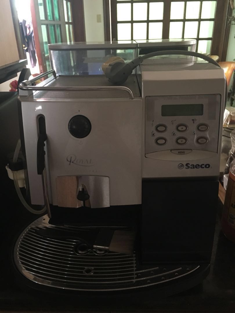 Saeco Royal Professional Espresso Machine, TV & Home Appliances